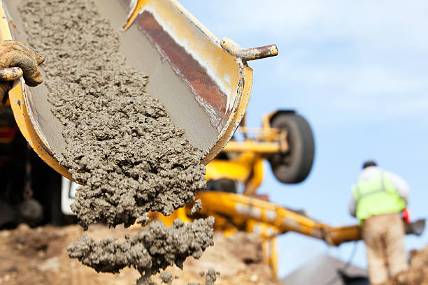 Best Concrete Driveway Installation in Farngton Hills, MI